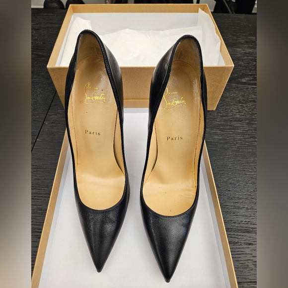 Christian Louboutin So Kate - Picture 4 of 10